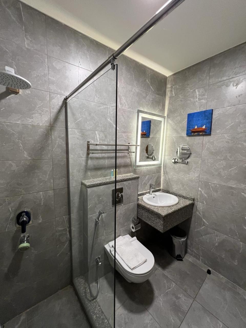 Sky Hotel Akaba Eksteriør bilde