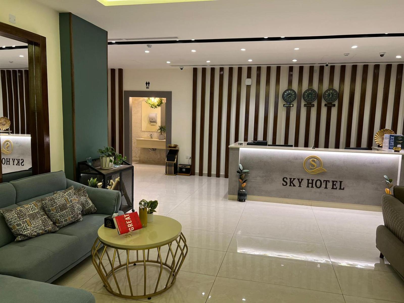 Sky Hotel Akaba Eksteriør bilde
